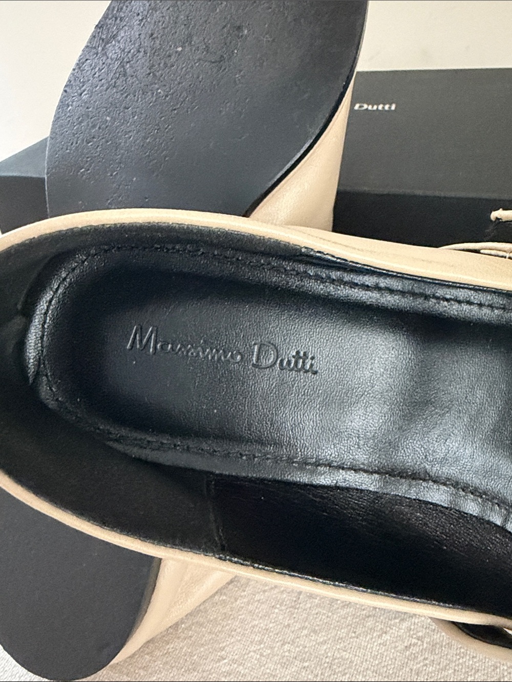 Massimo Dutti Leather Mary Jane flats Ballet Flats with Buckled Strap - Picture 13 of 16